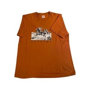 Supreme T-Shirt